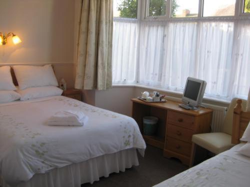 Arden Way Guesthouse สแตรทฟอร์ด อะพอน เอวอน ห้อง รูปภาพ