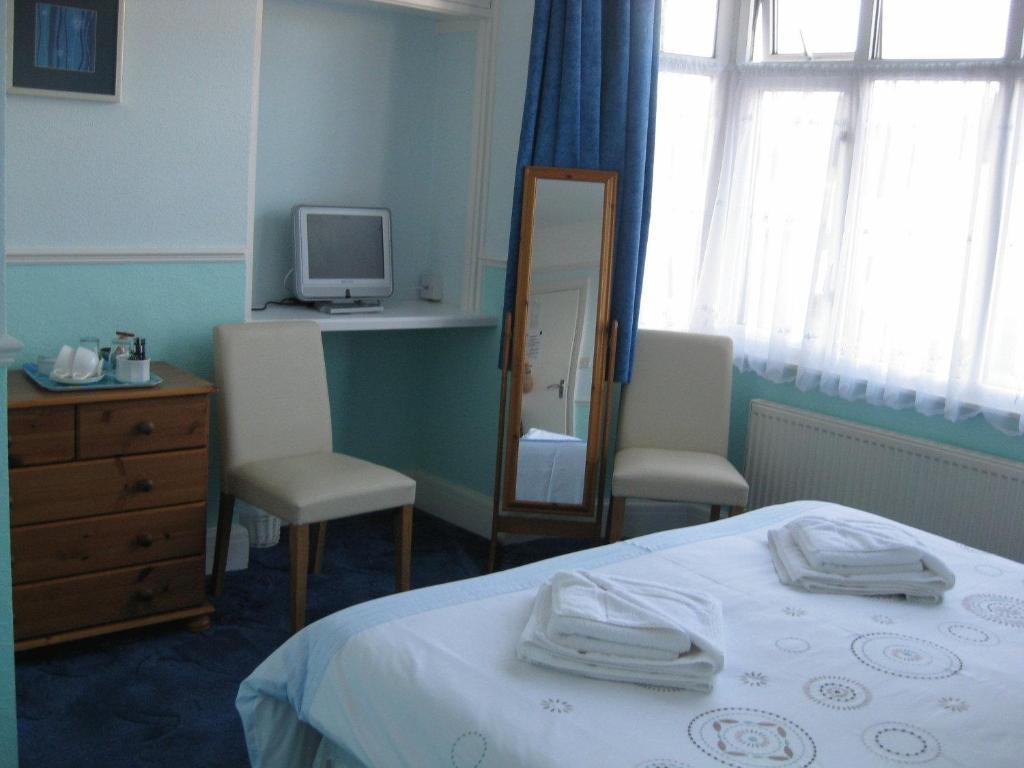 Arden Way Guesthouse สแตรทฟอร์ด อะพอน เอวอน ห้อง รูปภาพ